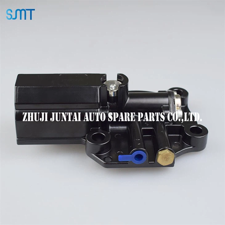 20590252 dangtelio pavarų dėžė