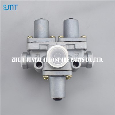 Trigubo grandinės apsaugos vožtuvas